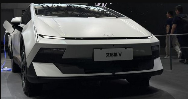 Hyundai IONIQ V