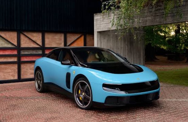 Ferrari Luce