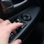 Power Window Mobil