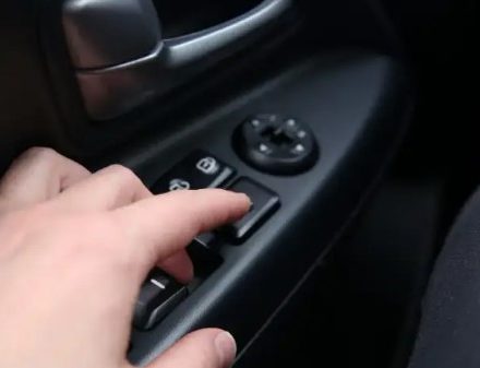 Power Window Mobil